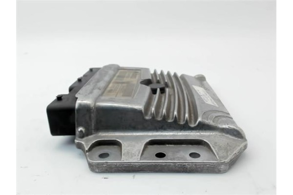 Recambio de centralita para renault scenic ii (jm) referencia OEM IAM 8200298457 8200298463 