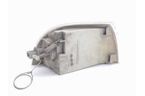 Recambio de intermitente delantero izquierdo para fiat i punto (176) berlina referencia OEM IAM    Recambio de intermitente delantero izquierdo para fiat i punto (176) berlina referencia OEM IAM