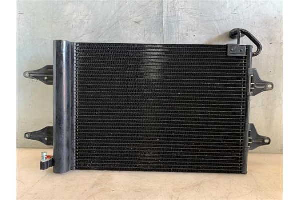 Recambio de radiador aire acondicionado para volkswagen polo iv (9n1) 1.4 tdi referencia OEM IAM 6Q0820411K  