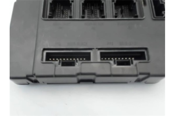 Recambio de caja fusibles/rele para renault scenic ii (jm) referencia OEM IAM 8200306434  