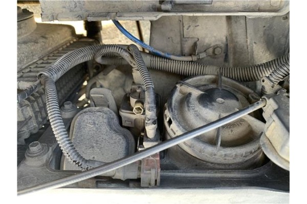 Recambio de faro delantero izquierdo para volvo v70 familiar 2.5 referencia OEM IAM 8628400  