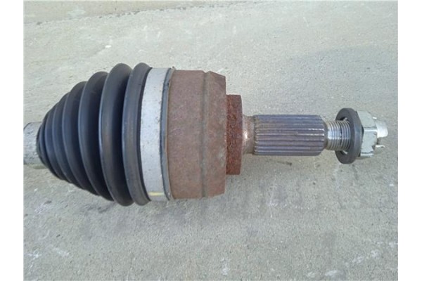 Recambio de palier delantero derecho para renault megane iii sport tourer 1.5 dynamique referencia OEM IAM 7711497448  