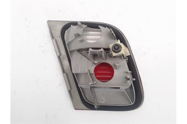 Recambio de piloto porton trasero derecho para bmw serie 3 berlina (e46) referencia OEM IAM 6907938  