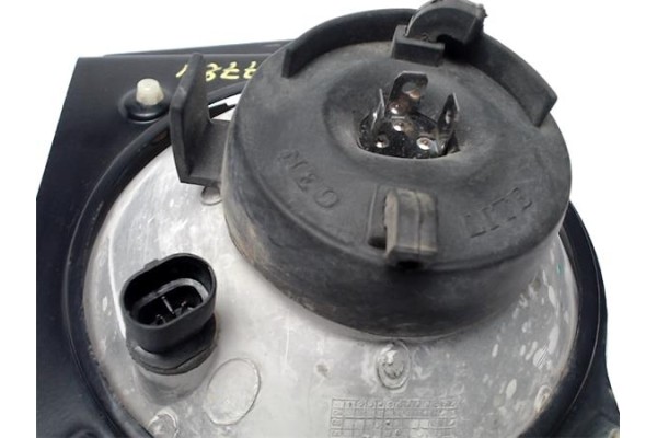Recambio de faro delantero dcho para piaggio porter furgón 1.2 d referencia OEM IAM 321346  