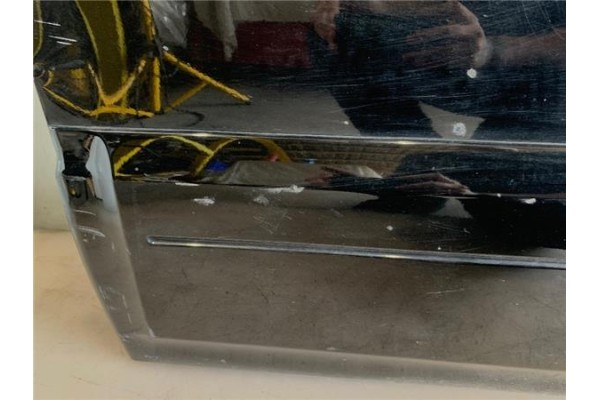 Recambio de puerta delantero izquierda para kia sorento (bl) 2.5 crdi referencia OEM IAM 760033E111  
