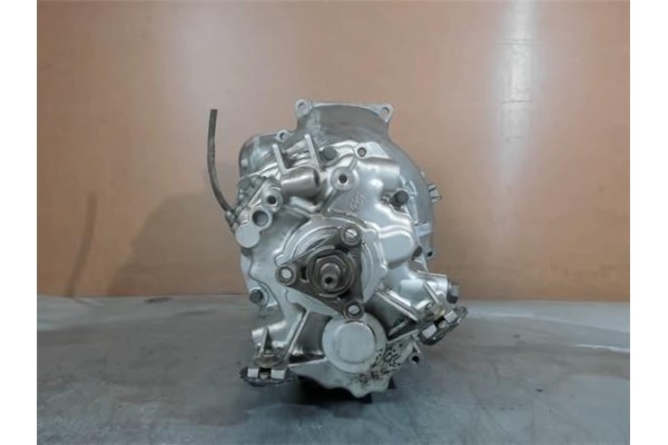 Recambio de caja cambios manual para bmw serie 3 berlina (e30) 320 i referencia OEM IAM 2600134691  