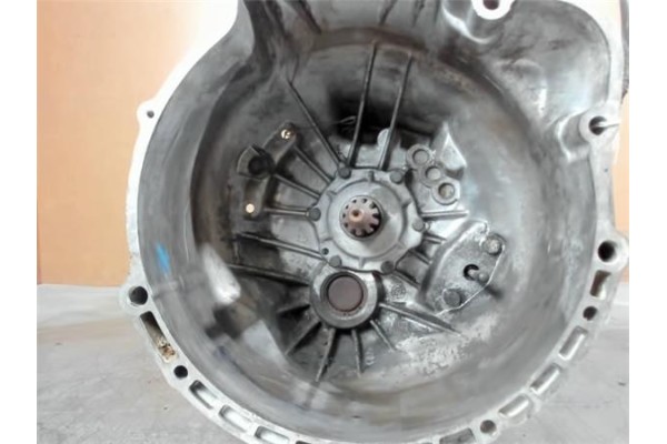 Recambio de caja cambios manual para bmw serie 3 berlina (e30) 320 i referencia OEM IAM 2600134691  