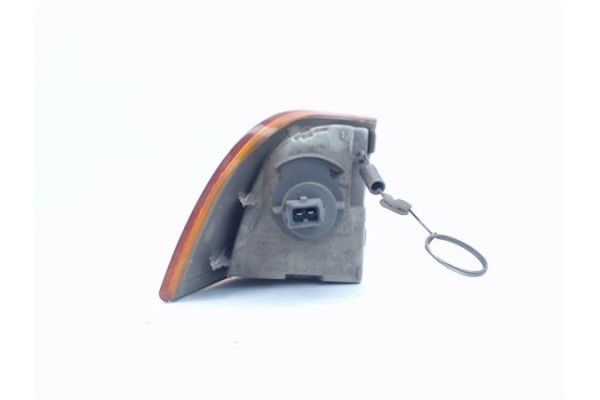 Recambio de intermitente delantero izquierdo para fiat i punto (176) berlina referencia OEM IAM    Recambio de intermitente delantero izquierdo para fiat i punto (176) berlina referencia OEM IAM