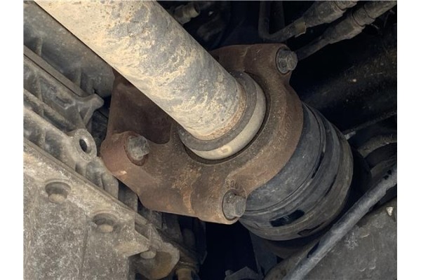 Recambio de palier delantero derecho para volvo v70 familiar 2.5 referencia OEM IAM 8111303  