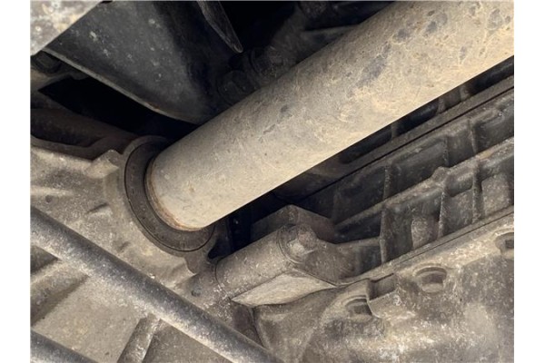 Recambio de palier delantero derecho para volvo v70 familiar 2.5 referencia OEM IAM 8111303  