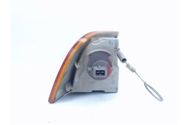Recambio de intermitente delantero izquierdo para fiat i punto (176) berlina referencia OEM IAM    Recambio de intermitente delantero izquierdo para fiat i punto (176) berlina referencia OEM IAM