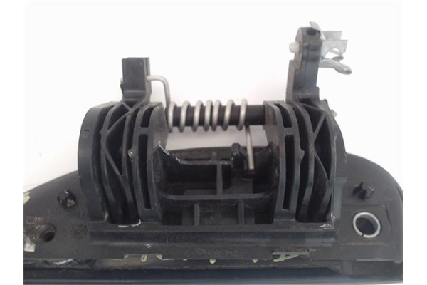 Recambio de maneta exterior trasero derecha para dacia sandero i 1.2 16v referencia OEM IAM 806067028R  