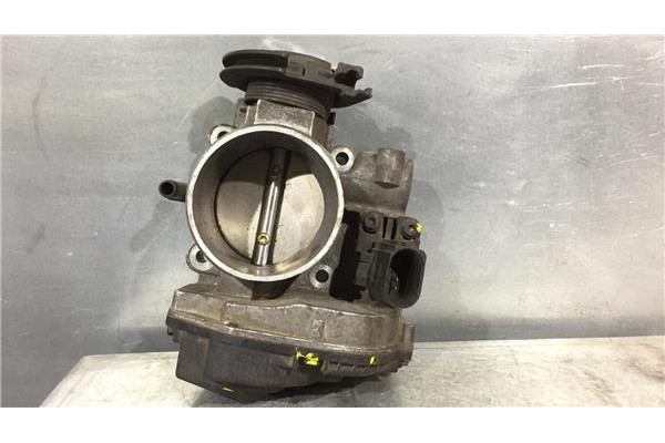 Recambio de caja mariposa aire para audi a3 (8l) 1.8 t ambiente referencia OEM IAM 06A133063F 408236212004 