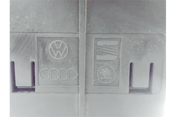 Recambio de mando de luces para audi a4 avant (8e) 1.9 tdi (96kw) referencia OEM IAM 8E0941531  