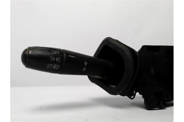 Recambio de mando intermitencia para piaggio porter furgón 1.2 d referencia OEM IAM 321357  