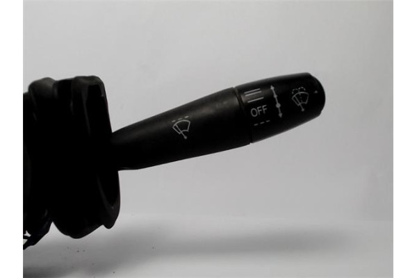 Recambio de mando intermitencia para piaggio porter furgón 1.2 d referencia OEM IAM 321357  