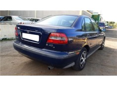 volvo s40 berlina del año 1999