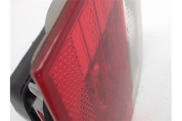 Recambio de piloto porton trasero izquierdo para bmw serie 3 coupe (e46) referencia OEM IAM 6907937  