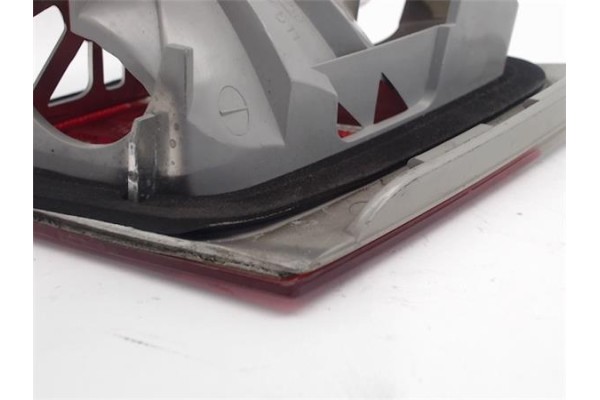 Recambio de piloto porton trasero izquierdo para bmw serie 3 coupe (e46) referencia OEM IAM 6907937  