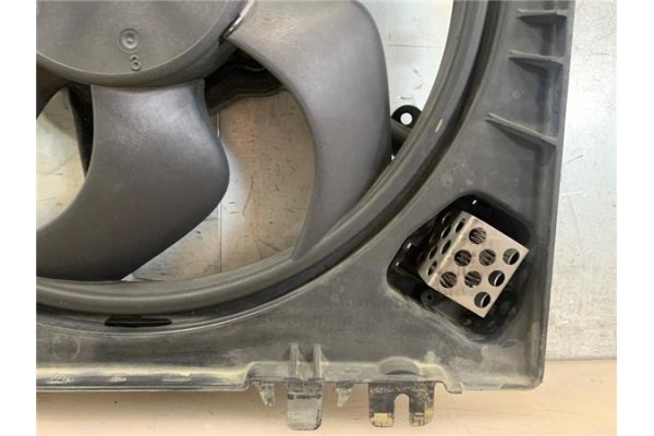 Recambio de electroventilador para nissan micra (k12e) 1.2 16v referencia OEM IAM 1831442016E 1831717016D 