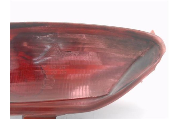 Recambio de piloto defensa trasero izquierdo para alfa romeo gt (125) 1.9 jtd referencia OEM IAM 461519999 461507486 
