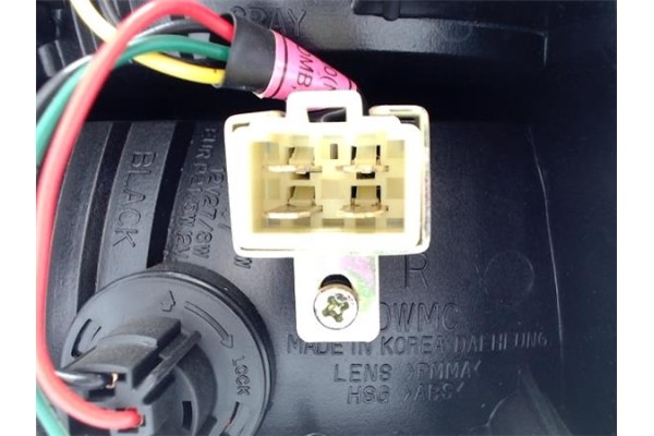 Recambio de piloto trasero derecho para daewoo lanos 1.4 se referencia OEM IAM   