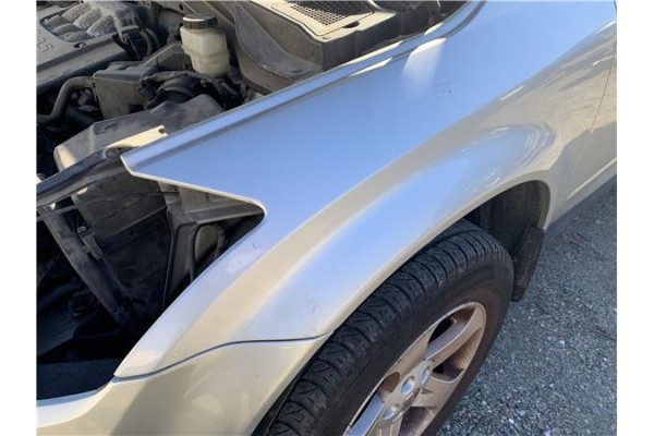 Recambio de aleta delantero izquierda para nissan murano (z50) 3.5 referencia OEM IAM 63113CA030  