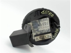 Recambio de tapa exterior combustible para opel astra h gtc 1.9 cdti referencia OEM IAM 182988 13111667 