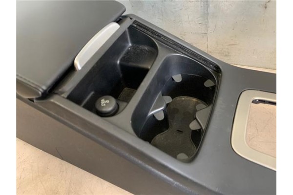 Recambio de embellecedor consola central para volvo s80 berlina 2.5 t kinetic referencia OEM IAM 39859179  