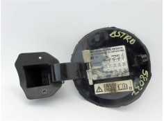 Recambio de tapa exterior combustible para opel astra h gtc 1.9 cdti referencia OEM IAM 182988 13111667 