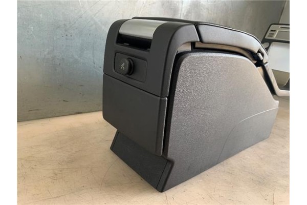 Recambio de embellecedor consola central para volvo s80 berlina 2.5 t kinetic referencia OEM IAM 39859179  