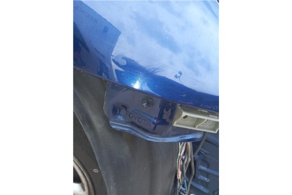 Recambio de aleta delantero derecha para toyota rav4 (a2) 1.8 luna referencia OEM IAM 5381142150  