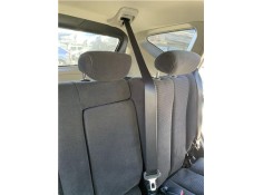 CINTURON SEGURIDAD TRASERO CENTRAL 88854CA002 C702517JC 