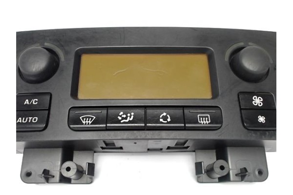 Recambio de mandos climatizador para citroen c4 berlina 1.6 16v referencia OEM IAM 9658084577 H8148 