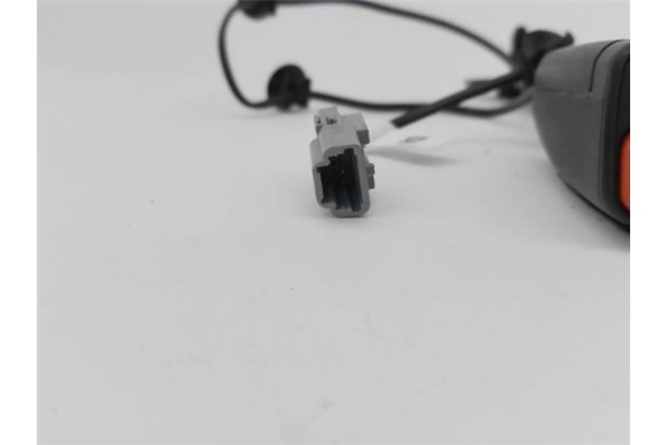 Recambio de anclaje cinturon delantero izquierdo para renault clio v 1.0 business referencia OEM IAM 878179094R 638205400E 