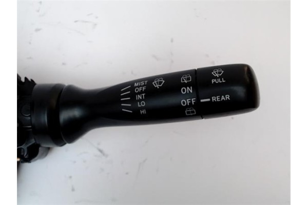Recambio de mando intermitencia para toyota yaris (ksp9/scp9/nlp9) 1.4 d-4d referencia OEM IAM 17F001  