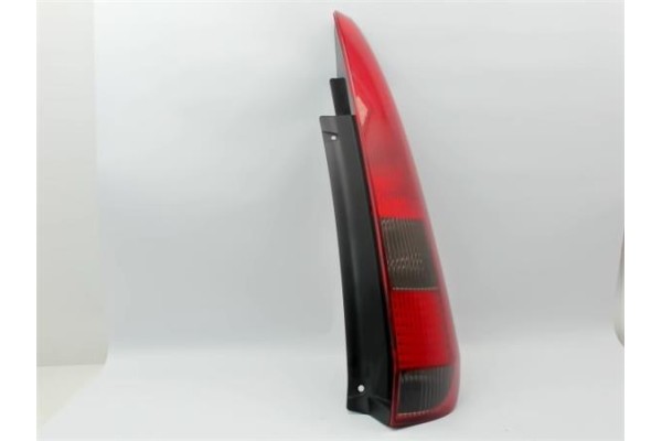 Recambio de piloto trasero derecho para ford fusion (cbk) 1.4 referencia OEM IAM 2N1113A602B  