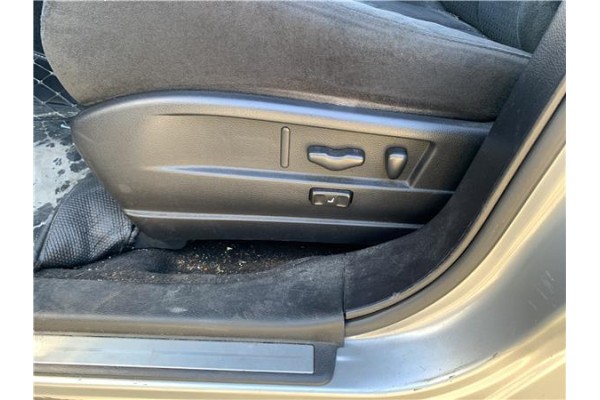 Recambio de juego asientos para nissan murano (z50) 3.5 referencia OEM IAM 87351CA000  