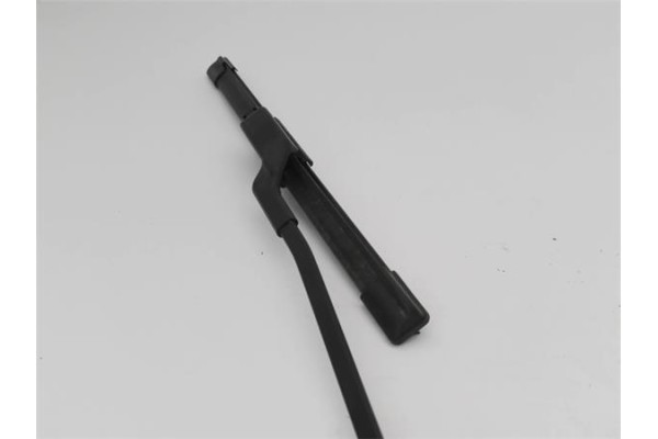 Recambio de brazo limpiaparabrisas delantero derecho para renault clio v 1.0 business referencia OEM IAM 288869742R  