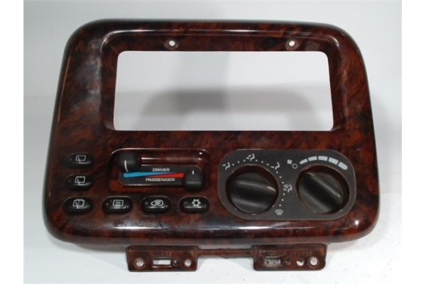 Recambio de mandos climatizador para chrysler voyager (gs) 2.5 td family referencia OEM IAM 3200872746  