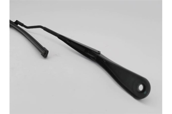 Recambio de brazo limpiaparabrisas delantero izquierdo para renault clio v 1.0 business referencia OEM IAM 288813173R  