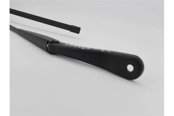 Recambio de brazo limpiaparabrisas delantero izquierdo para renault clio v 1.0 business referencia OEM IAM 288813173R  