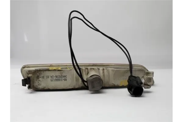 Recambio de ojal piloto trasero derecho para volvo s40 berlina 1.9 di referencia OEM IAM 34400206  