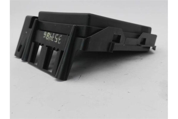 Recambio de caja fusibles/rele para renault clio v 1.0 business referencia OEM IAM 284B61704R 5AMJ15F14 