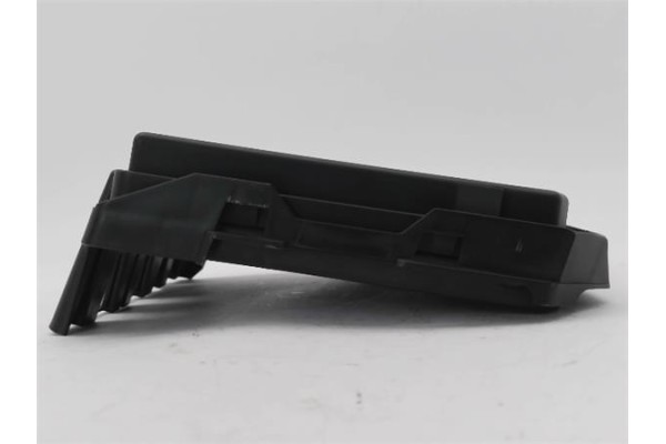 Recambio de caja fusibles/rele para renault clio v 1.0 business referencia OEM IAM 284B61704R 5AMJ15F14 