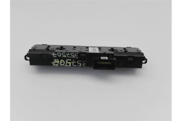 Recambio de interruptor luces emergencia para renault clio v 1.0 business referencia OEM IAM 283E86009R BE1167293C 