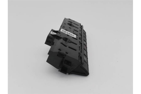 Recambio de interruptor luces emergencia para renault clio v 1.0 business referencia OEM IAM 283E86009R BE1167293C 