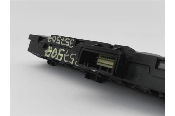 Recambio de interruptor luces emergencia para renault clio v 1.0 business referencia OEM IAM 283E86009R BE1167293C 