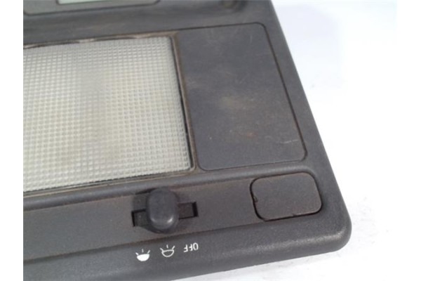 Recambio de luz delantero central techo para fiat punto i berlina (176) 1.6 90 sporting referencia OEM IAM B032 0880001 