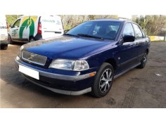 volvo s40 berlina del año 1999